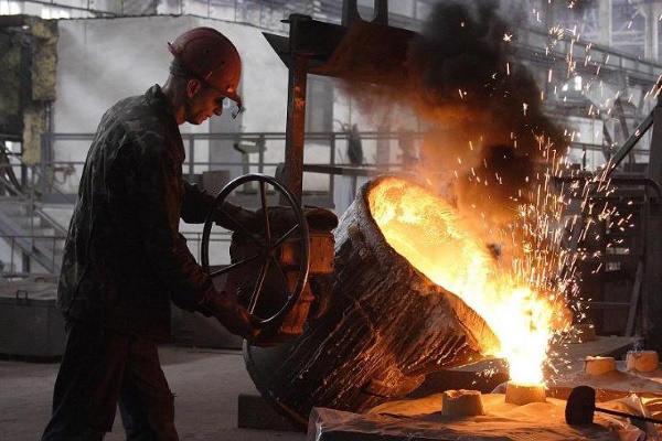 В Свердловской области директора крупного металлоперерабатывающего завода хотят отдать под суд