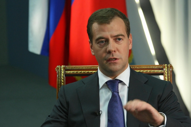 Профсоюз образования требует от Медведева разобраться с задержками зарплат учителей в Забайкалье