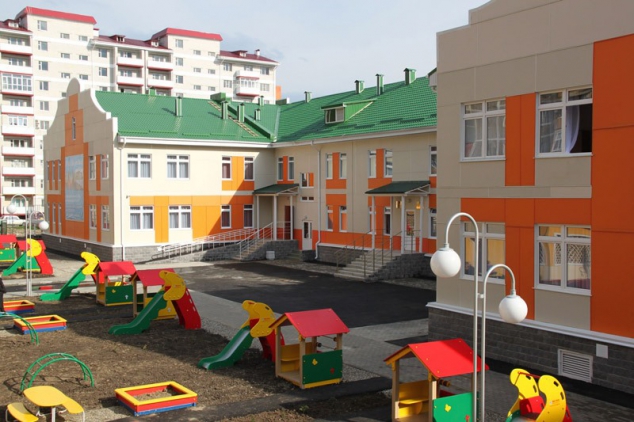 Псковские профсоюзы требуют выплатить зарплату за ноябрь работникам детского сада