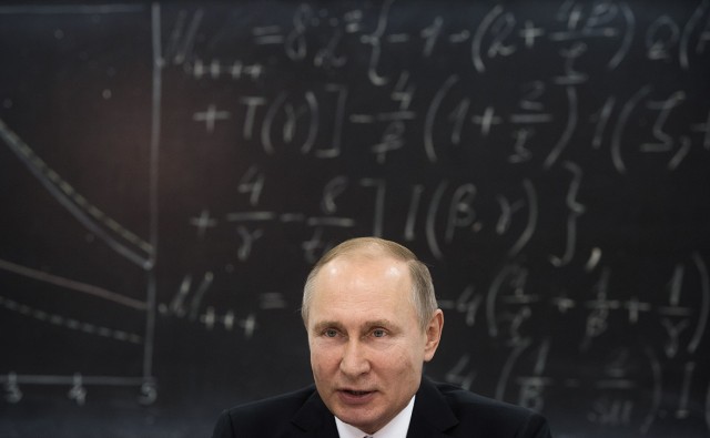 Российские ученые попросили президента повысить им заработную плату