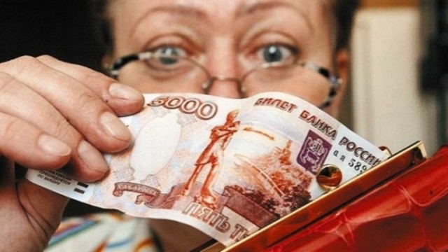 Самарским бюджетникам подняли зарплату