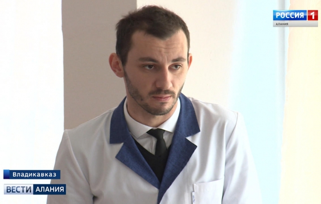 Исполняющим обязанности главврача поликлиники Владикавказа являлось лицо без медицинского образовани