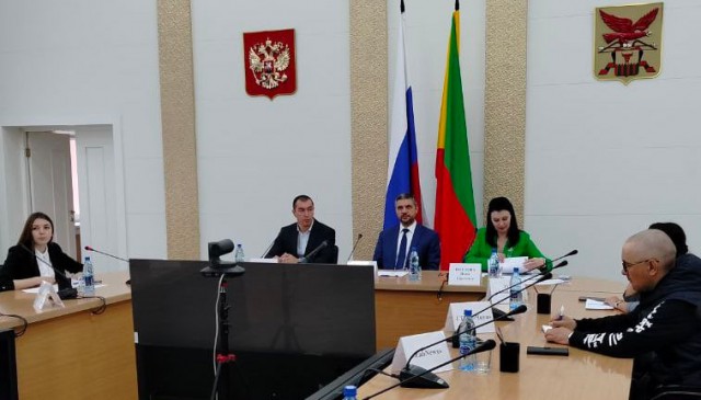 ​В Забайкальском крае принят закон об увеличении зарплат бюджетников